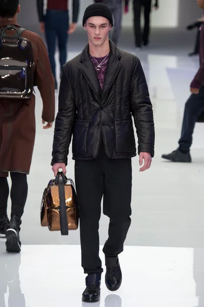 Look 45